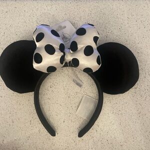 Disney ear brand new minnie